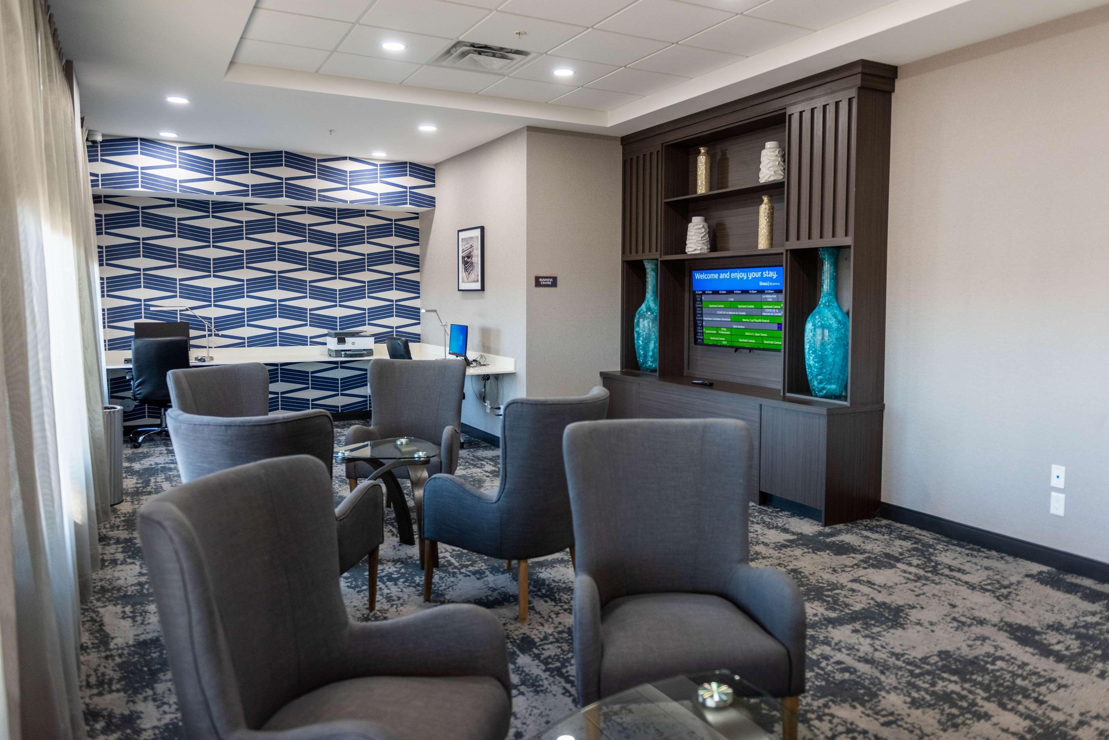 Best Western Premier Executive Residency Medicine Hat Exterior photo